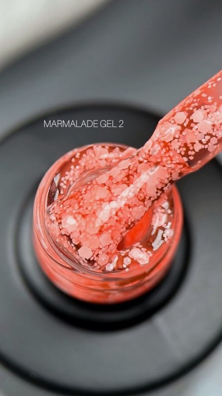 Гель-лак Saga Marmelad №2 з кораловими пластівцями 9мл