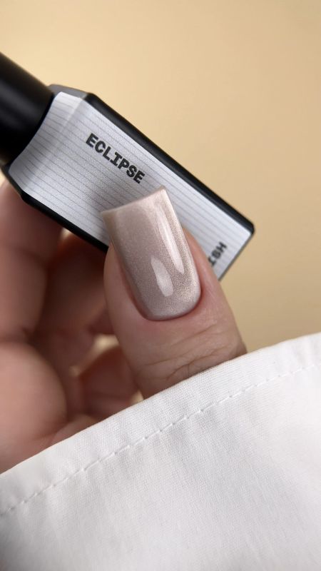 Гель-лак Biblioteka Cat Eye 16 Eclipse серебристо-серый кошачий глаз, 10мл