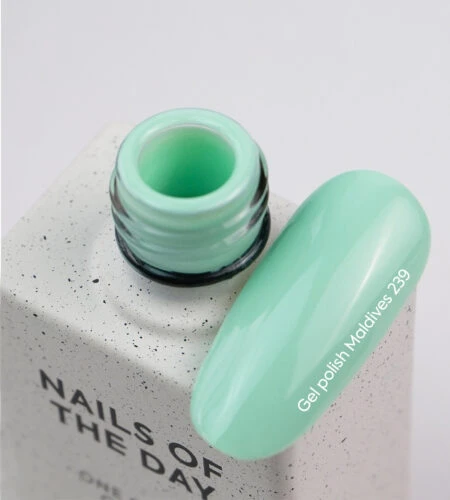 Гель-лак NailsOfTheDay 239 Maldives теплый мятно-зеленый, 10мл 