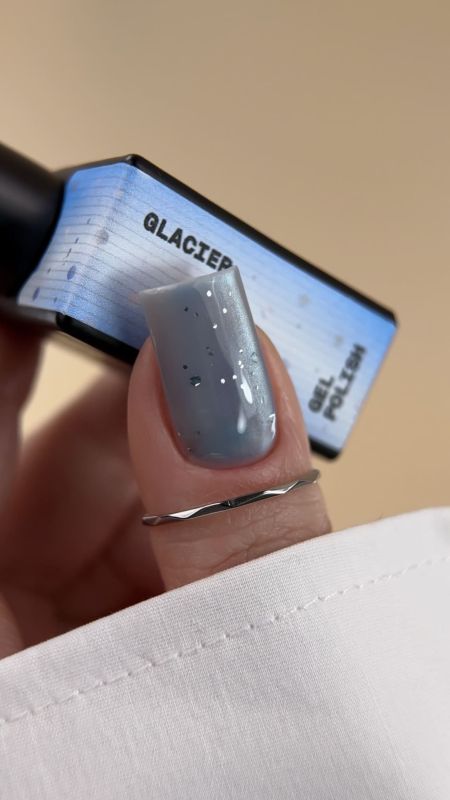 Гель-лак Biblioteka Cat Eye 24 Glacier  холодний блакитний котяче око, 10мл