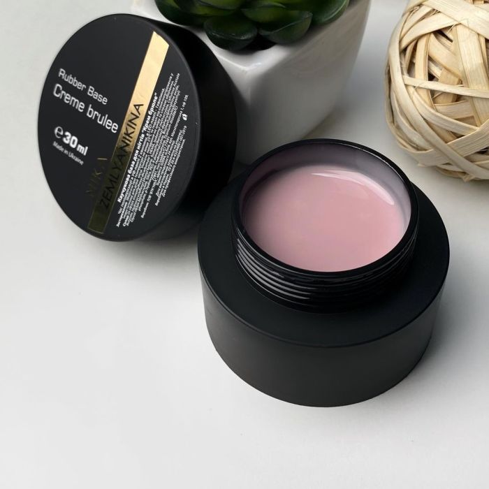 База камуфлююча каучукова Nika Zemlyanikina Rubber Base 30 мл Creme Brulee