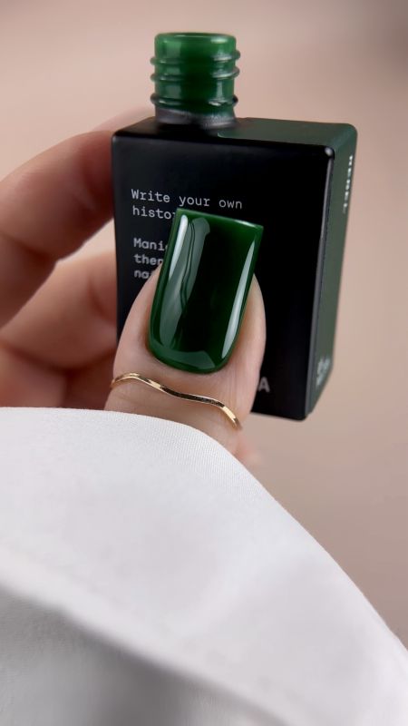 Гель-лак Biblioteka 32 Rebel зеленый, 10мл