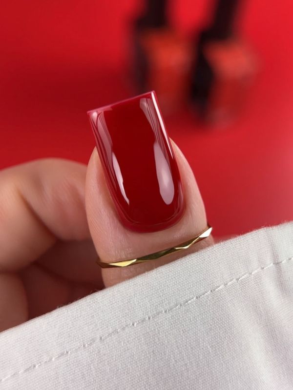 Гель-лак Biblioteka 43 Scarlet  Теплый насыщенный красный, 10мл