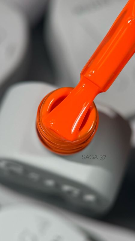 Гель-лак Saga professional Colorist 37, 10мл