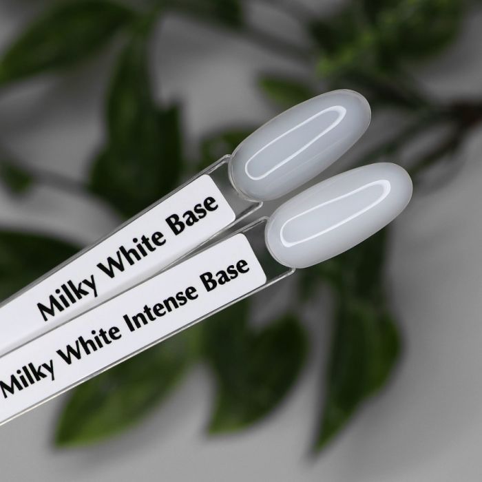 База Komilfo молочна Milky White Base 15мл