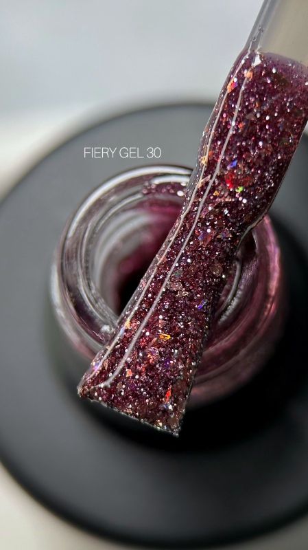 Гель-лак светоотражающий SAGA Fiery 9 мл 30