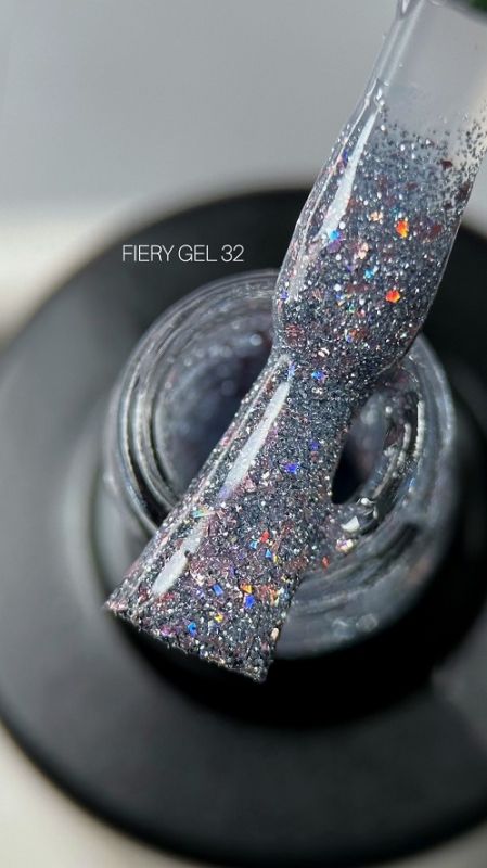 Гель-лак светоотражающий SAGA Fiery 9 мл 32