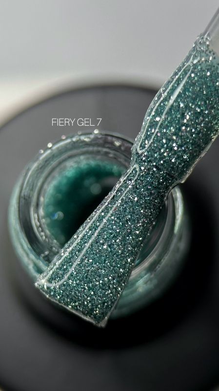Гель-лак светоотражающий SAGA Fiery Gel 07 9мл