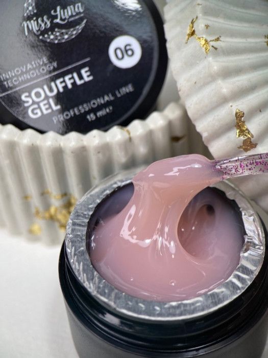Густий гель для нігтів Miss Luna Souffle Gel 6 персиково-бежевий, 30 мл