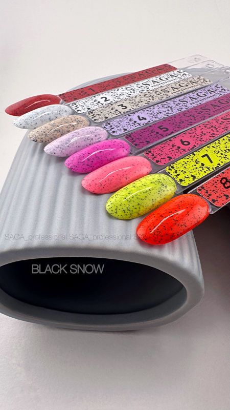 Гель-лак Saga Black Snow 9мл