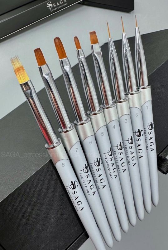 Пензлик Saga Professional