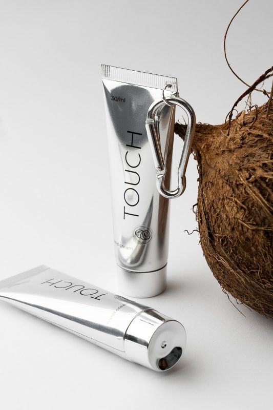 Крем для рук Touch Coconut 30мл з карабіном