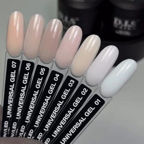 Гель Dis  Nails Universal 05 натуральний бежево-кавовий, 28г