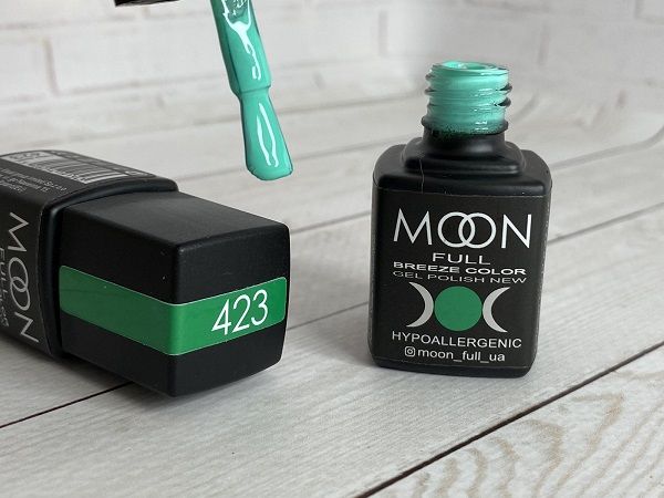 Гель-лак Moon Full Beeze 423 8мл