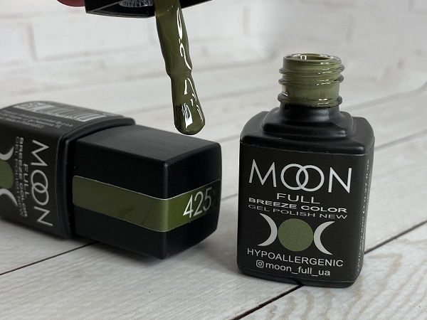 Гель-лак Moon Full Beeze 425 8мл