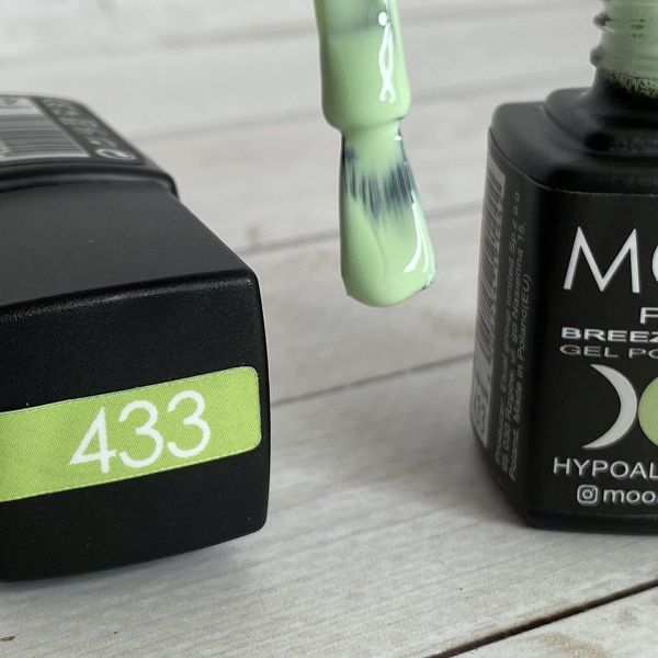 Гель-лак Moon Full Beeze 433 8мл