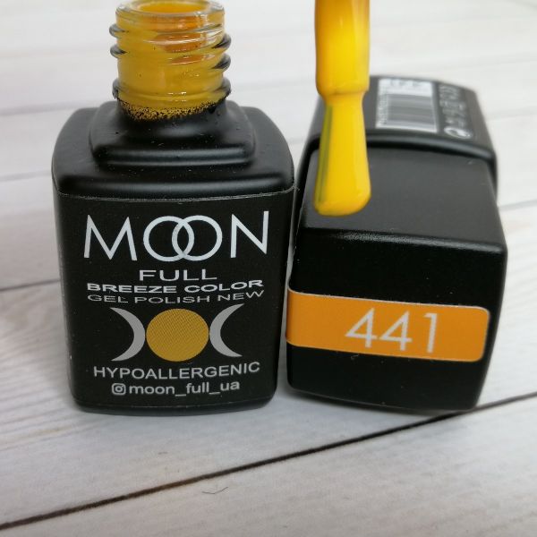 Гель-лак Moon Full Beeze 441 8мл