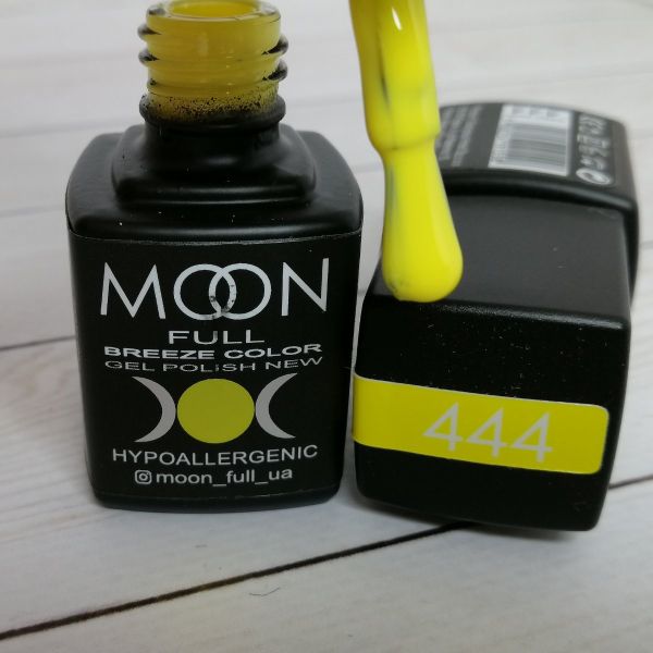 Гель-лак Moon Full Beeze 444 8мл