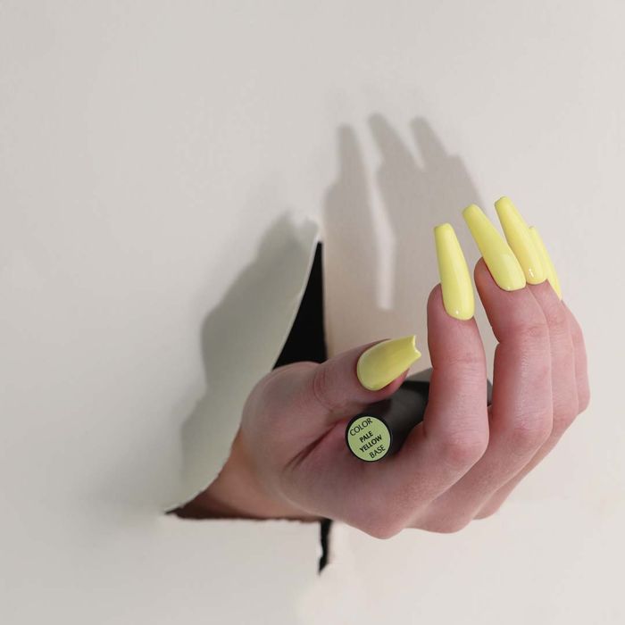 База кольорова Komilfo Color Base Pale Yellow (блідий жовтий), 8 мл