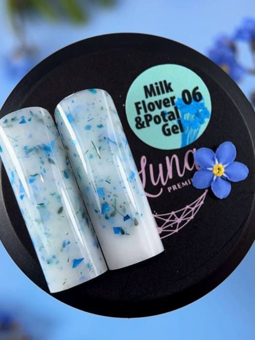 Гель Miss Luna з поталью і сухоцвітами Milk Flower & Potal Gel 06
