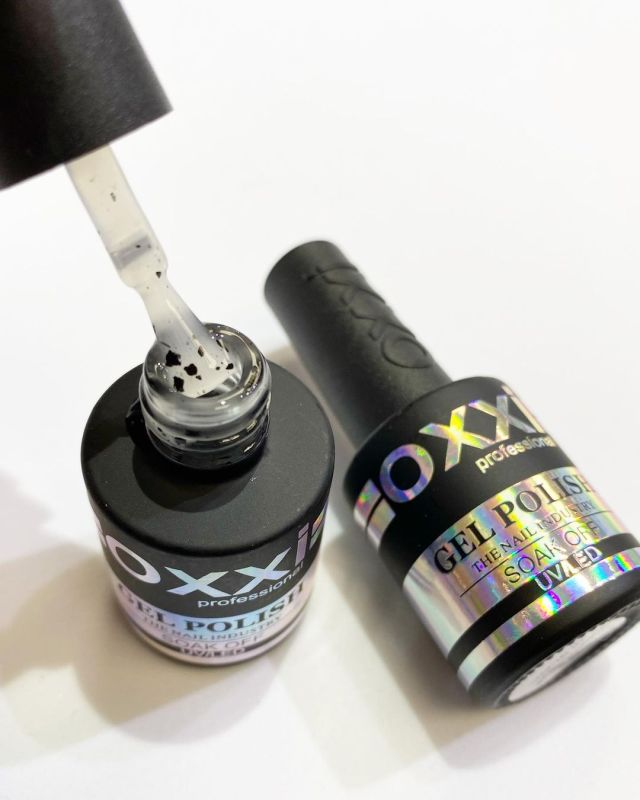 Топ глянсовий з пластівцями OXXI Twist №2, 10 мл
