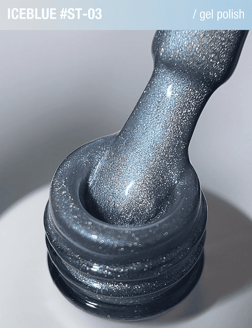 Гель-лак ADORE Satin Cat’s Eye ST-03 холодний блакитний  12мл