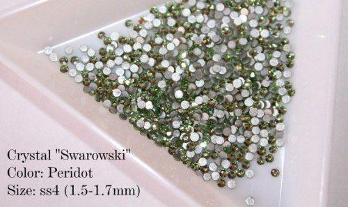 Стразы аналог Сваровски стекло SS4 peridot 100шт